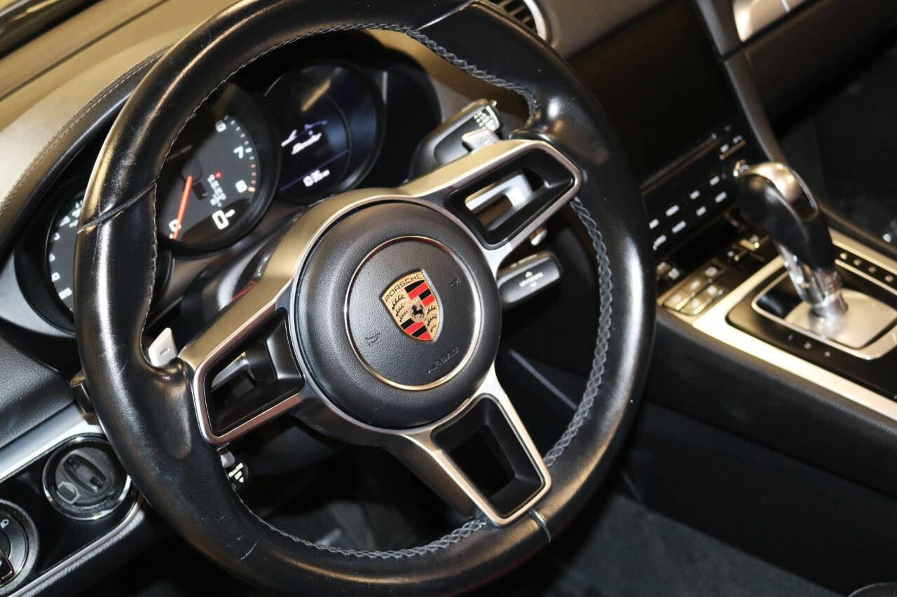 Used 2018 Porsche 718 Boxster RWD image 83