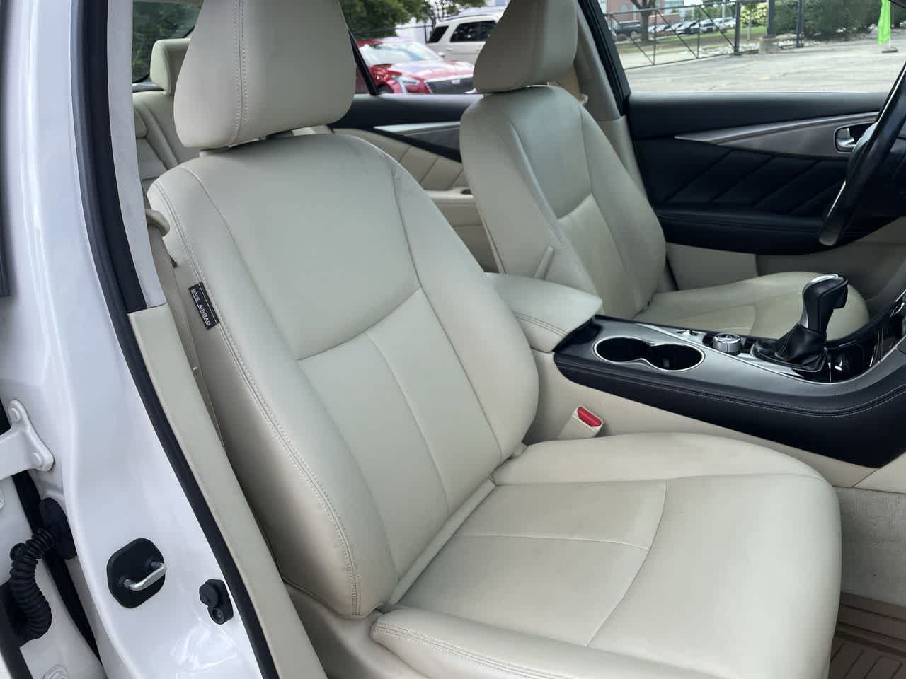 Used 2015 INFINITI Q50 Premium w/ Navigation Package AWD/4WD image 14