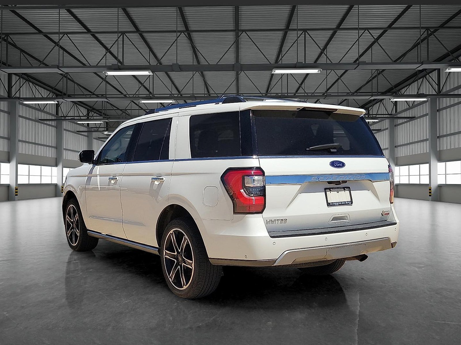 Used 2020 Ford Expedition Limited w/ Texas Edition Package RWD image 3
