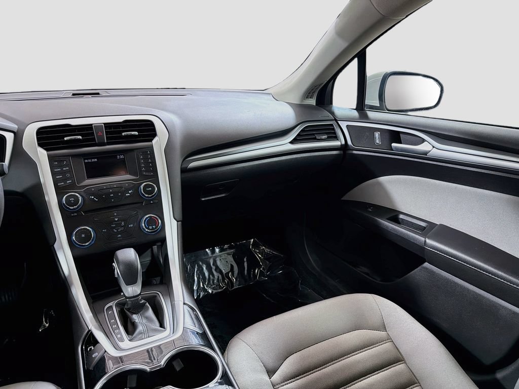 Used 2015 Ford Fusion S FWD image 22