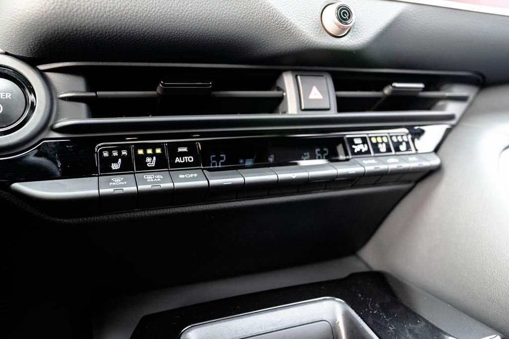 Used 2026 Toyota Crown Limited w/ Advanced Technology Package image 25