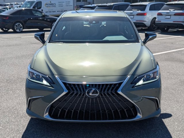 Used 2024 Lexus ES 350 w/ Premium Package image 2