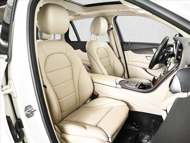 Certified 2020 Mercedes-Benz GLC 300 4MATIC image 23