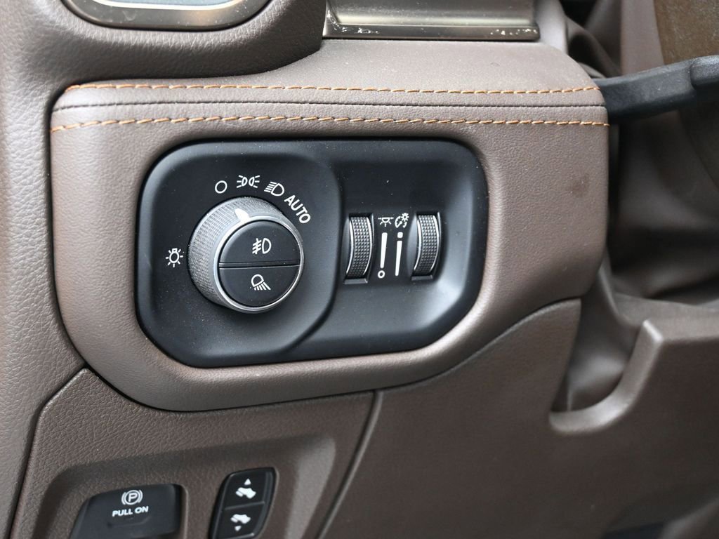 Used 2025 RAM 1500 Limited image 16