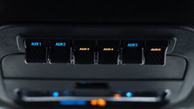 Used 2025 Ford F150 Raptor AWD/4WD image 20