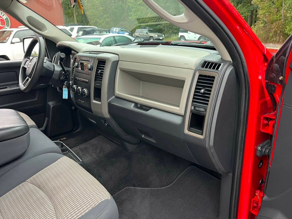 Used 2012 RAM 1500 Express w/ ST Popular Equipment Group AWD/4WD image 38