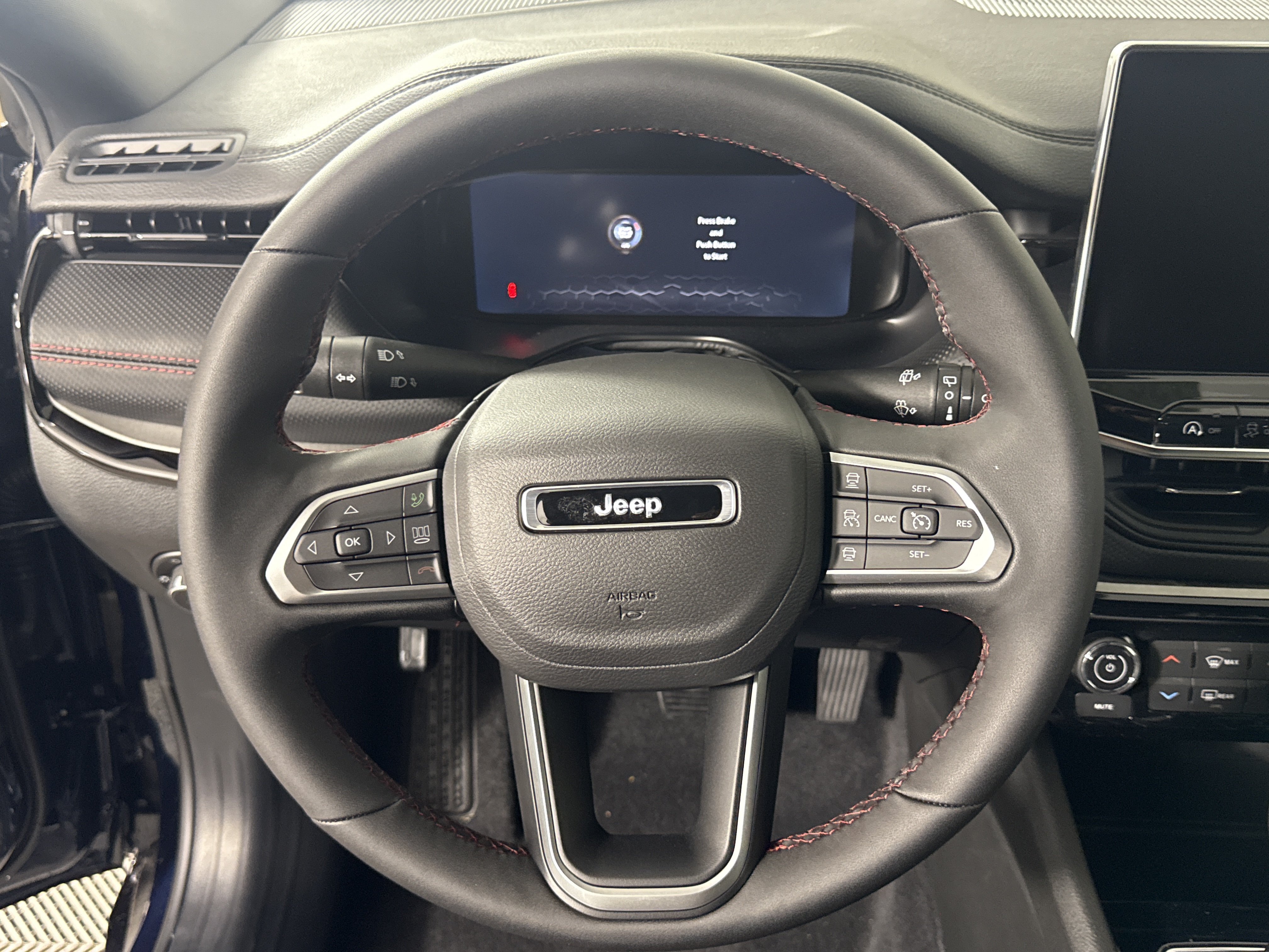 New 2026 Jeep Compass Trailhawk w/ Sun, Sound & Navigation Group AWD/4WD image 16