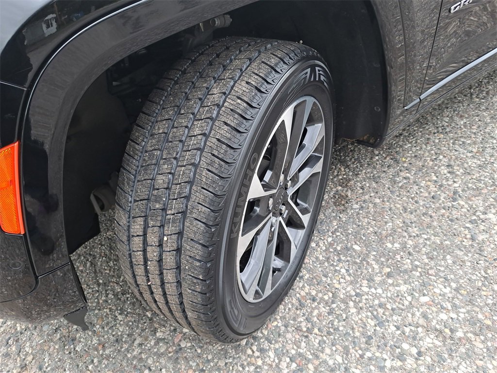 Used 2022 Jeep Grand Cherokee L Overland w/ Luxury Tech Group IV image 35