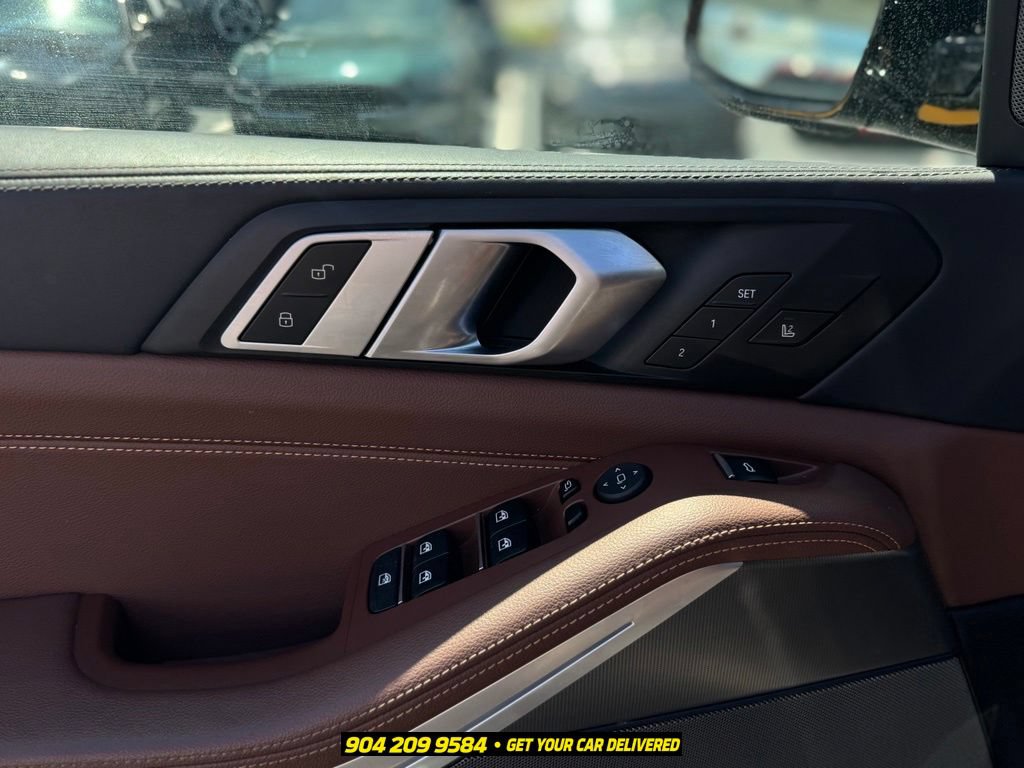 Used 2022 BMW X5 M50i AWD/4WD image 14