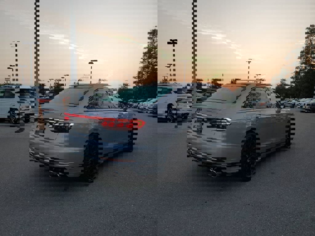 New 2025 Audi S8 image 4