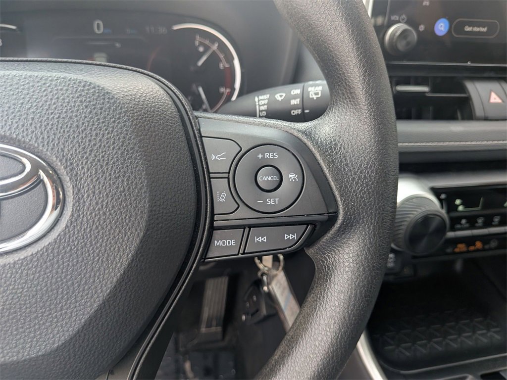 Used 2025 Toyota RAV4 LE image 23