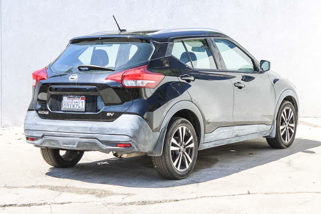 Used 2019 Nissan Kicks SV FWD image 6