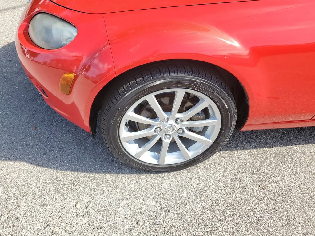 Used 2006 MAZDA MX-5 Miata Grand Touring image 11