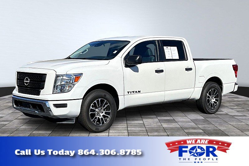 Used 2023 Nissan Titan SV image 1