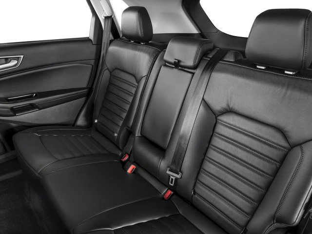 Used 2018 Ford Edge Titanium w/ Technology Package FWD image 18