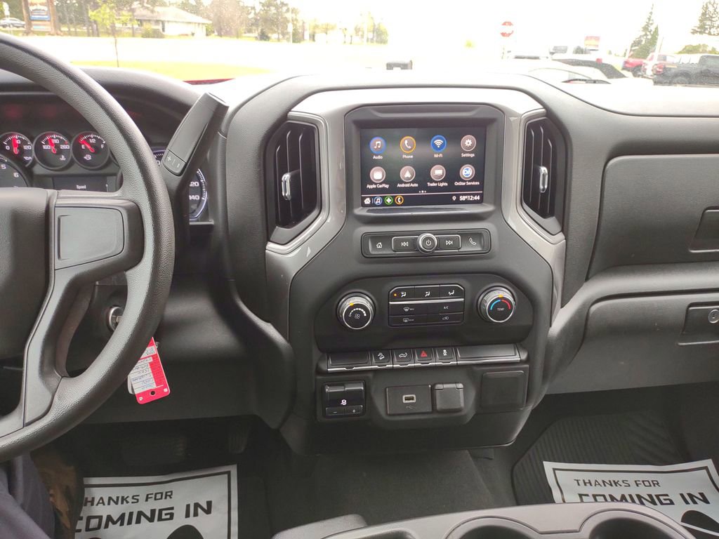 Used 2020 Chevrolet Silverado 1500 Custom Trail Boss w/ Custom Convenience Package AWD/4WD image 23