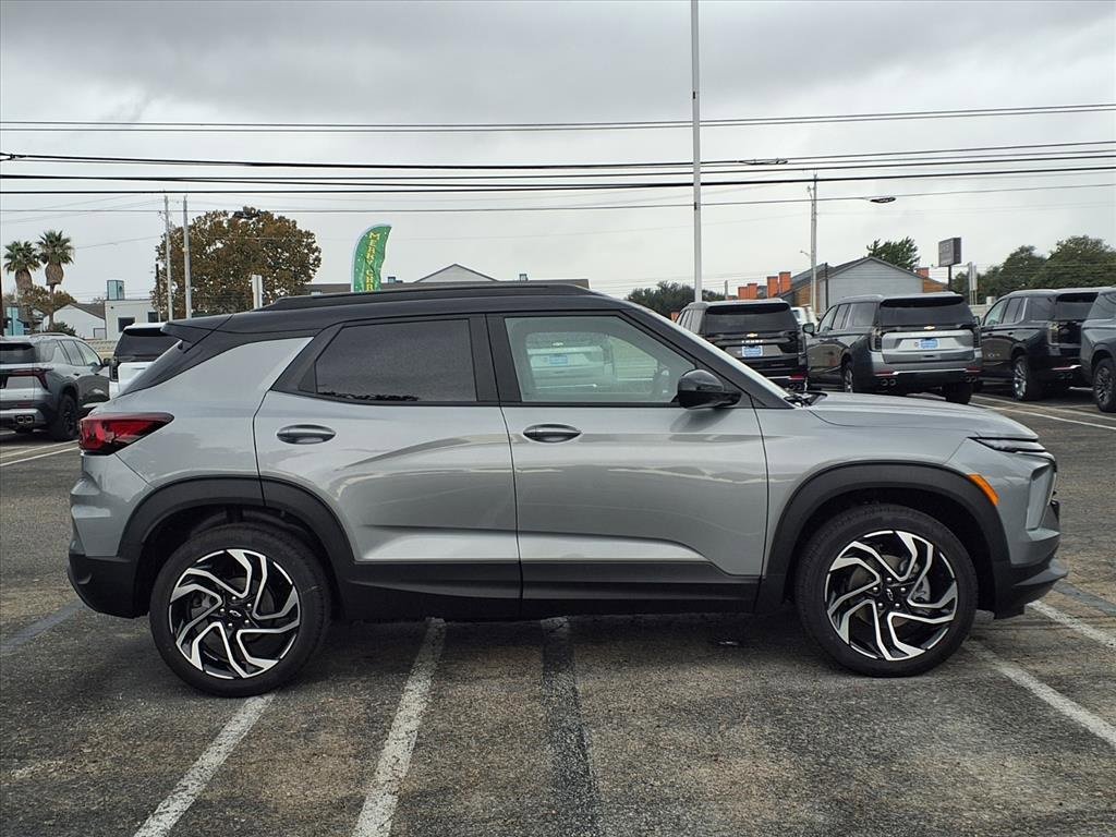 New 2026 Chevrolet TrailBlazer RS w/ Convenience Package image 3