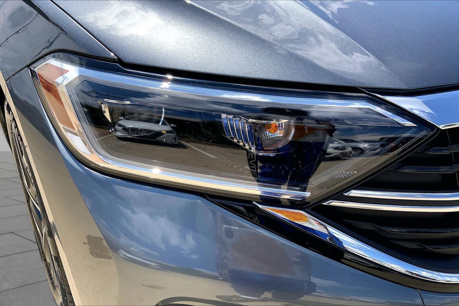 Used 2024 Volkswagen Jetta SEL FWD image 28