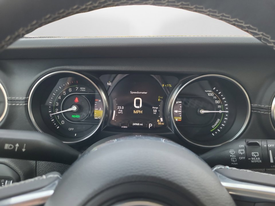 Used 2023 Jeep Wrangler Sahara w/ Cold Weather Group image 13