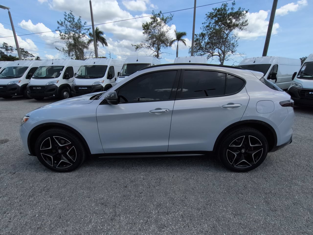 Used 2020 Alfa Romeo Stelvio Ti Sport AWD/4WD image 8
