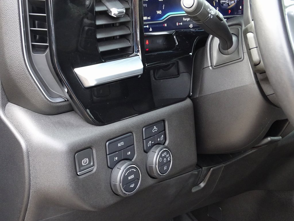 Used 2022 Chevrolet Silverado 1500 RST w/ Rally Edition image 14