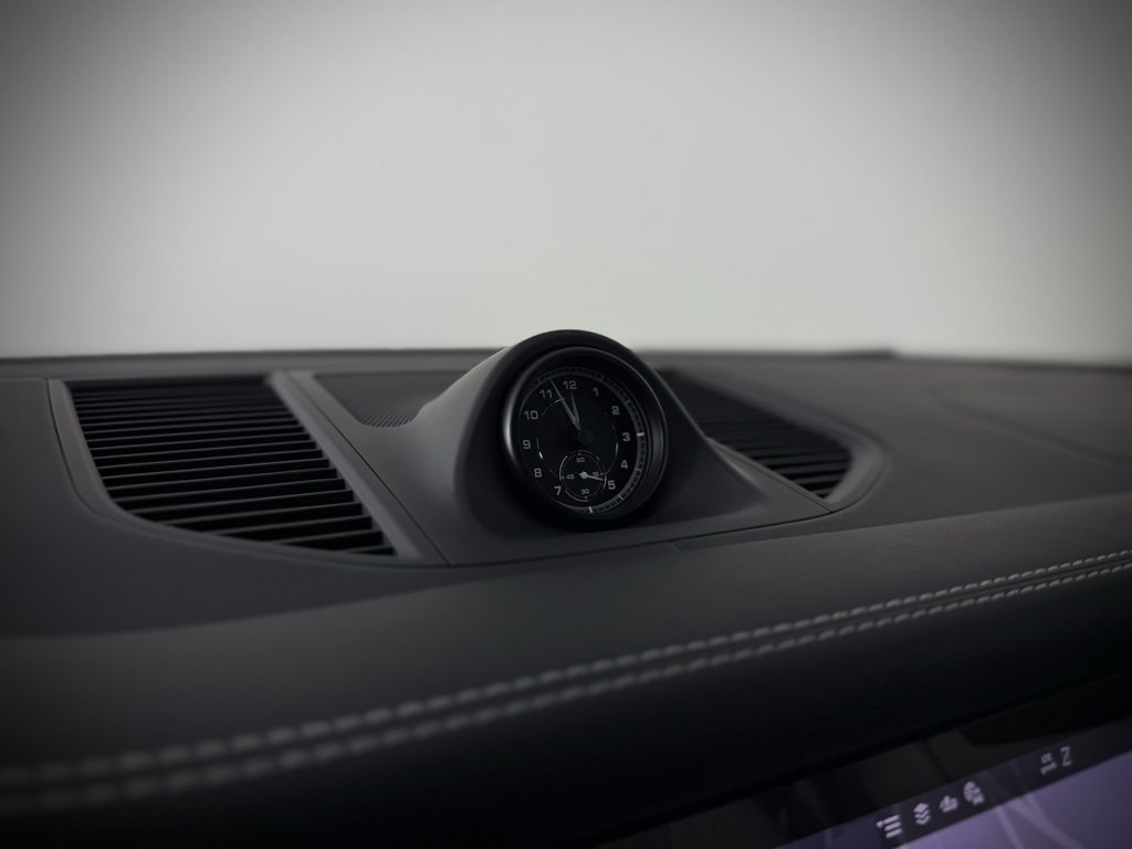 New 2026 Porsche Macan image 29