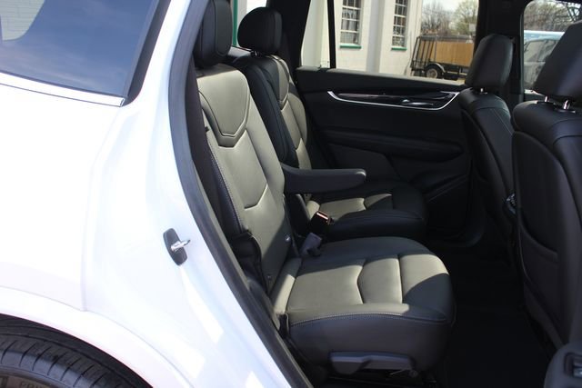 Used 2021 Cadillac XT6 Premium Luxury image 28