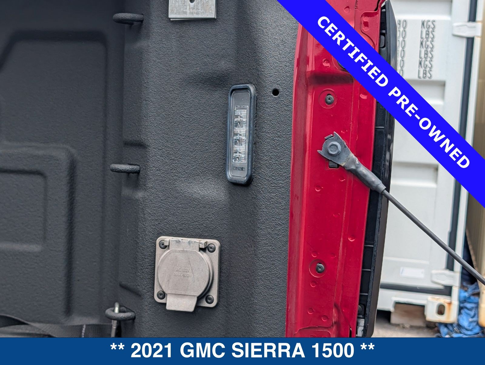 Used 2021 GMC Sierra 1500 Denali w/ Driver Alert Package II AWD/4WD image 16
