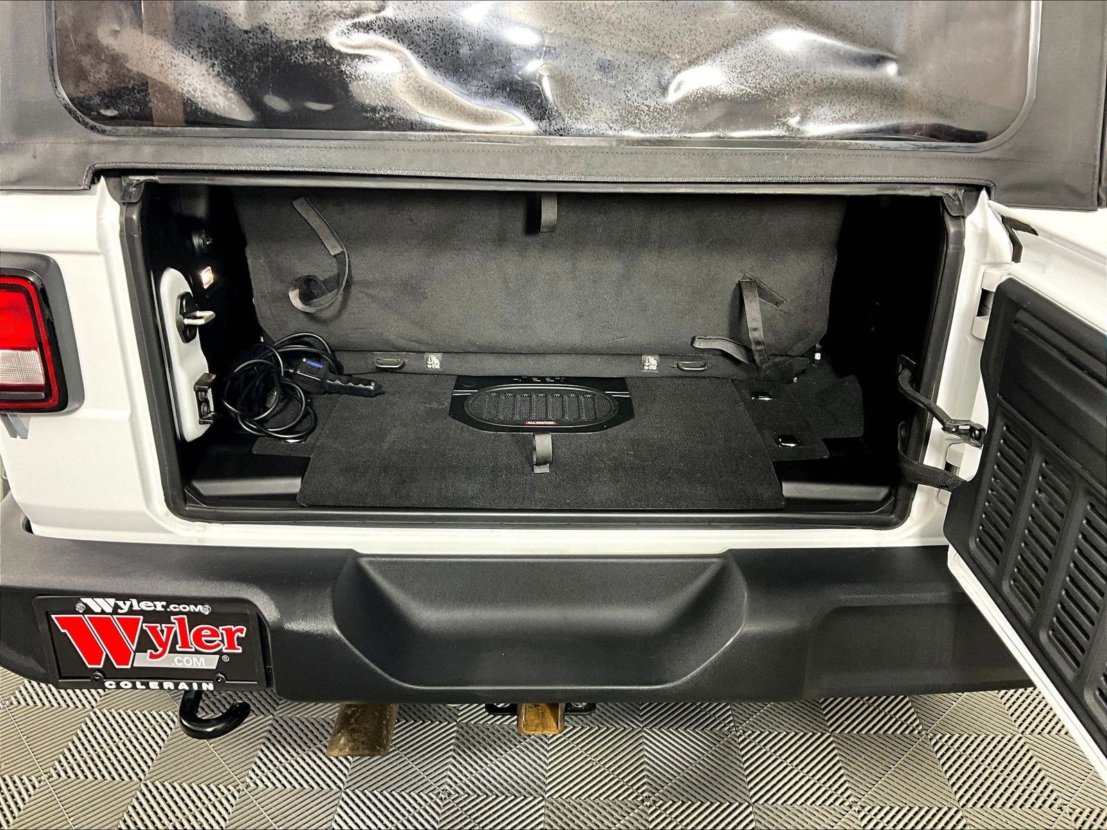 Used 2023 Jeep Wrangler Sport AWD/4WD image 35