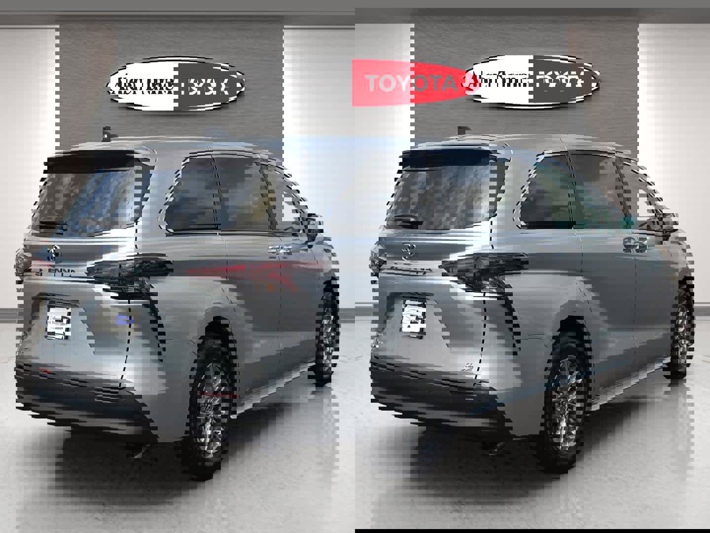 Used 2025 Toyota Sienna XLE AWD/4WD image 7