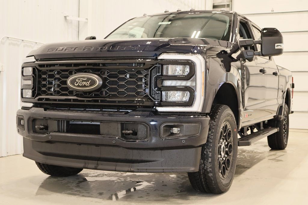 New 2025 Ford F350 Lariat w/ Lariat Ultimate Package image 4