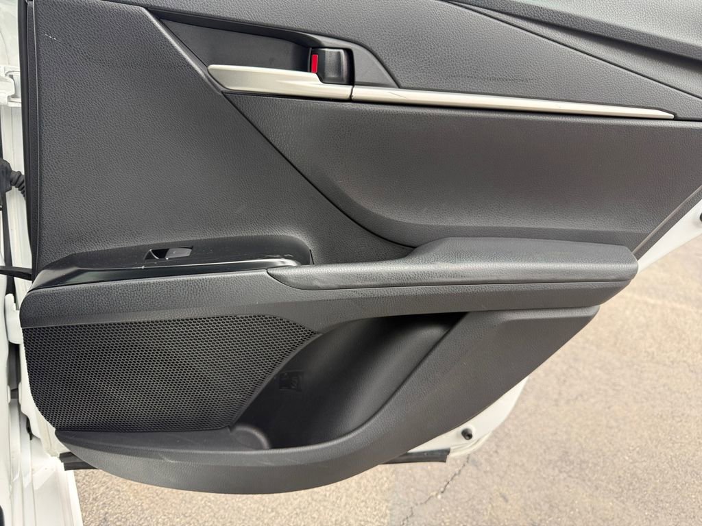 Certified 2025 Toyota Camry SE image 19