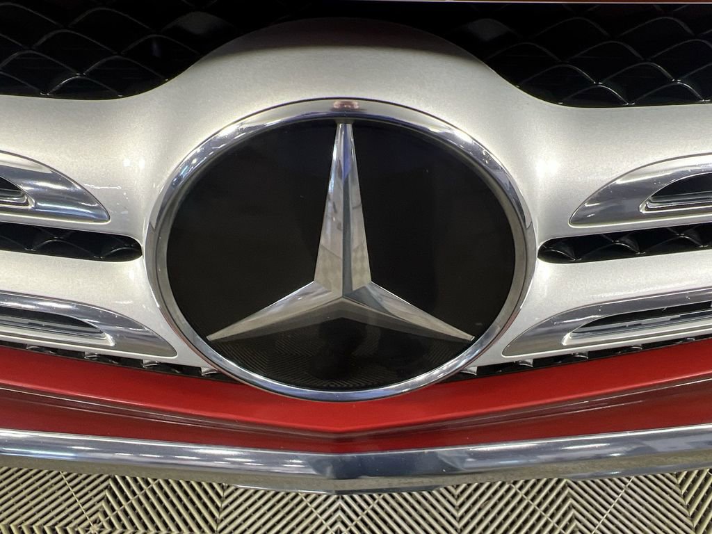 Used 2019 Mercedes-Benz GLC 300 4MATIC image 31