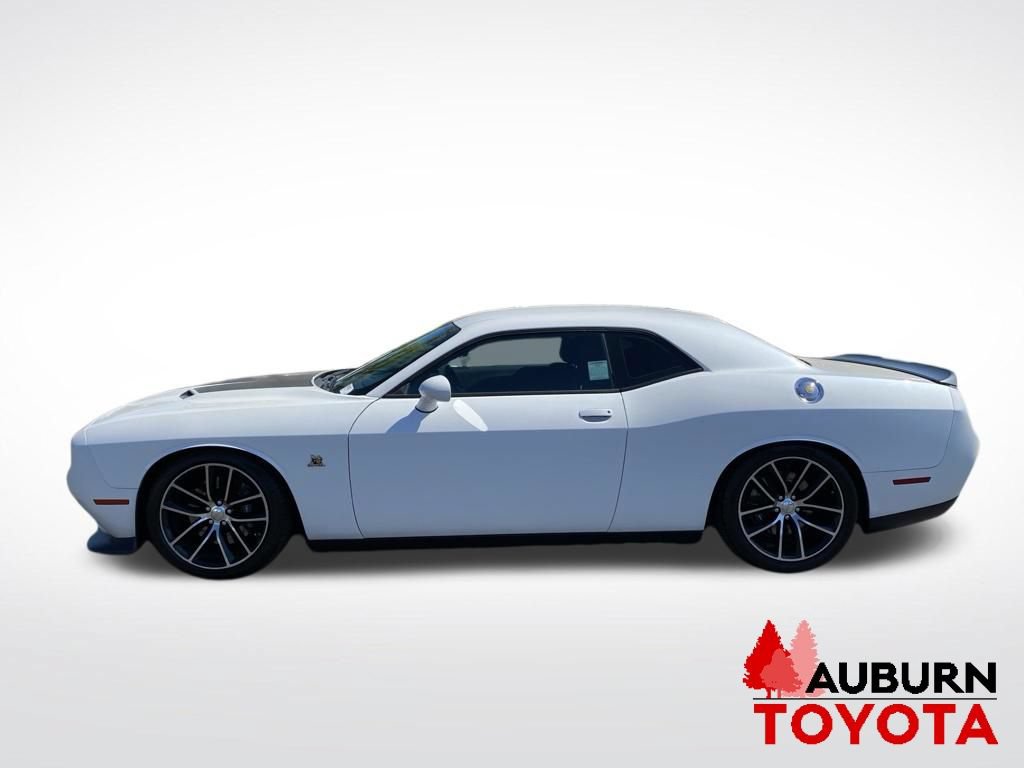 Used 2016 Dodge Challenger R/T Scat Pack w/ Driver Convenience Group RWD image 4