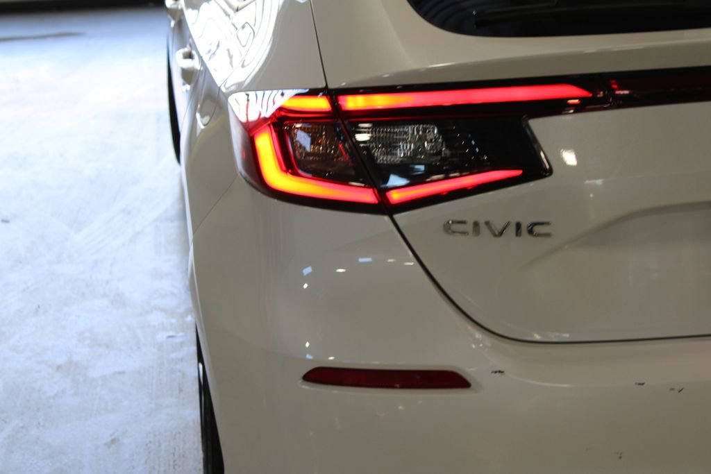 Used 2023 Honda Civic Sport image 36