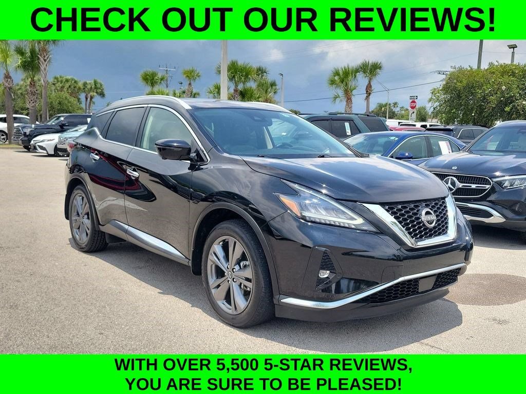 Used 2023 Nissan Murano Platinum w/ Cargo Package FWD image 3