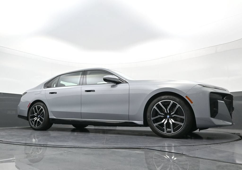 New 2026 BMW 740i xDrive w/ Executive Package AWD/4WD image 25