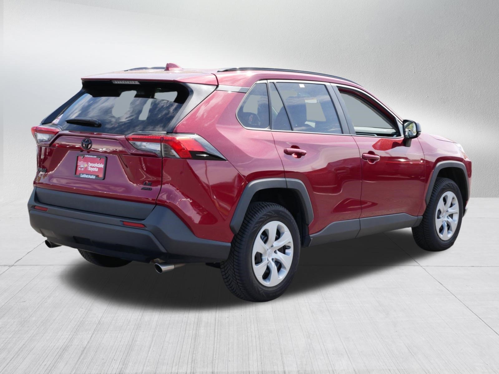 Used 2021 Toyota RAV4 LE AWD/4WD image 7