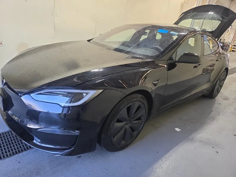 Used 2023 Tesla Model S Standard Range AWD/4WD image 6