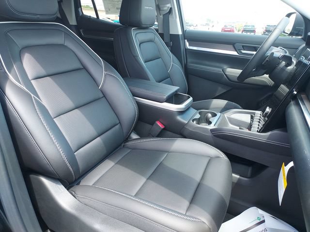 New 2026 GMC Terrain Denali AWD/4WD image 30