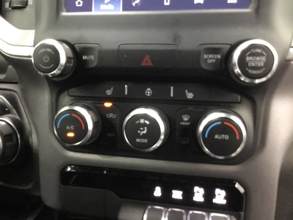 Used 2023 RAM 1500 Big Horn AWD/4WD image 25
