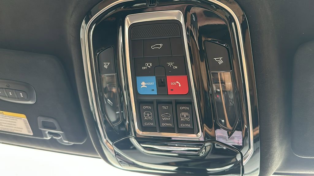 Used 2024 Jeep Grand Cherokee L Summit image 27