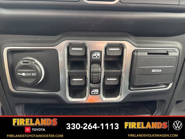 Used 2020 Jeep Gladiator Sport w/ Quick Order Package 24S image 19