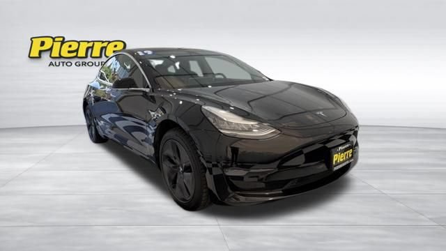 Used 2019 Tesla Model 3 Standard Range Plus RWD image 6