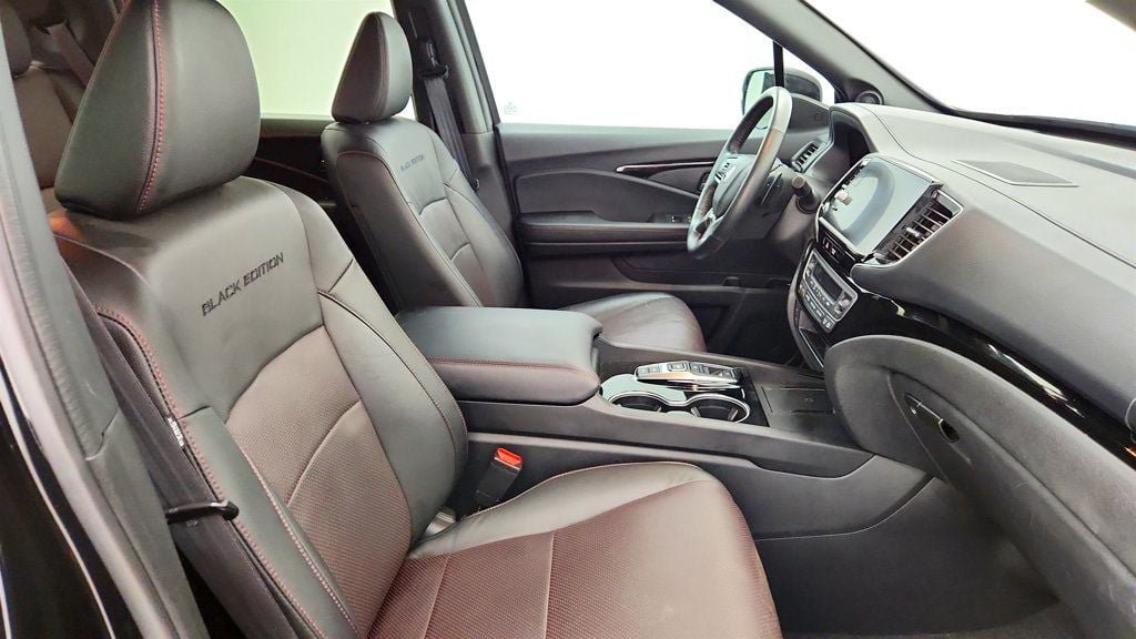 Used 2024 Honda Ridgeline Black Edition image 24