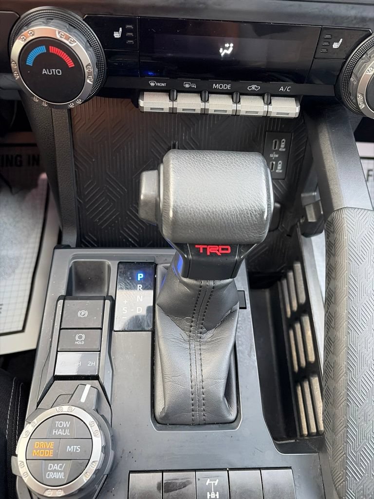 Used 2025 Toyota Tacoma TRD Off-Road AWD/4WD image 29