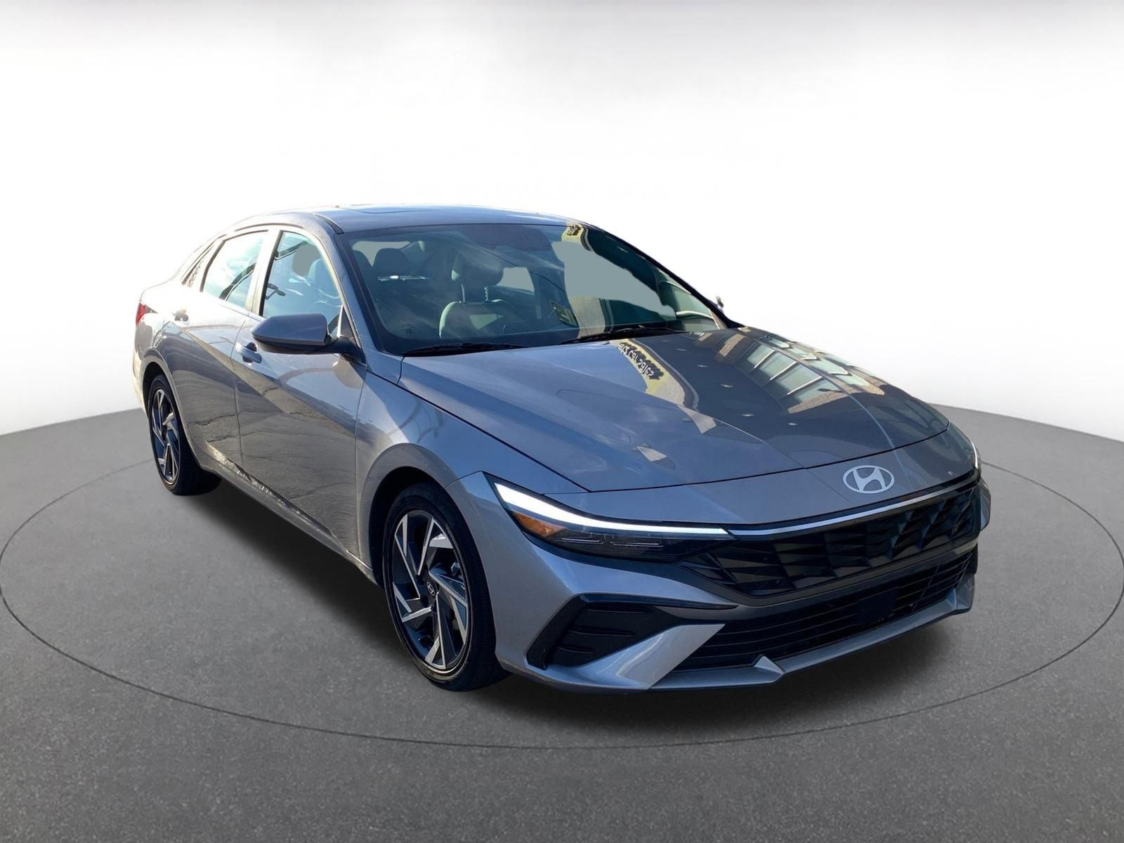 Used 2025 Hyundai Elantra SEL