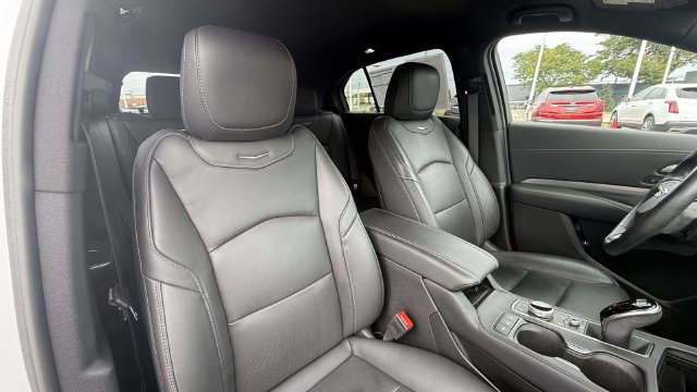 Certified 2025 Cadillac XT4 Premium Luxury AWD/4WD image 47
