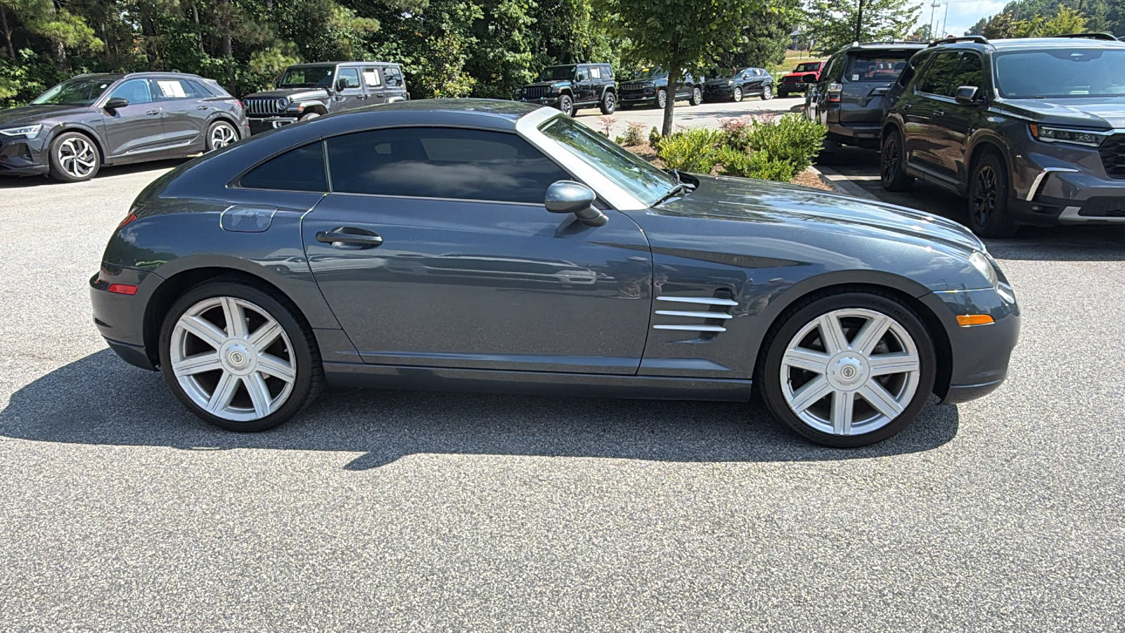 Used 2007 Chrysler Crossfire Limited RWD image 7