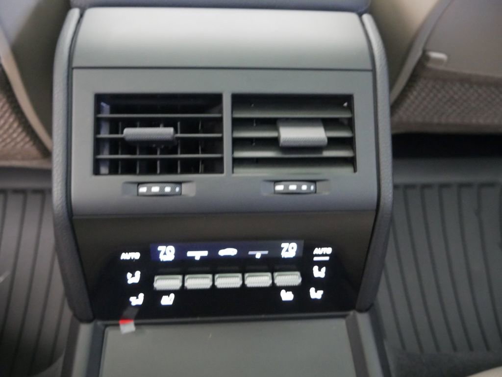 Certified 2025 Porsche Panamera 4 AWD/4WD image 29